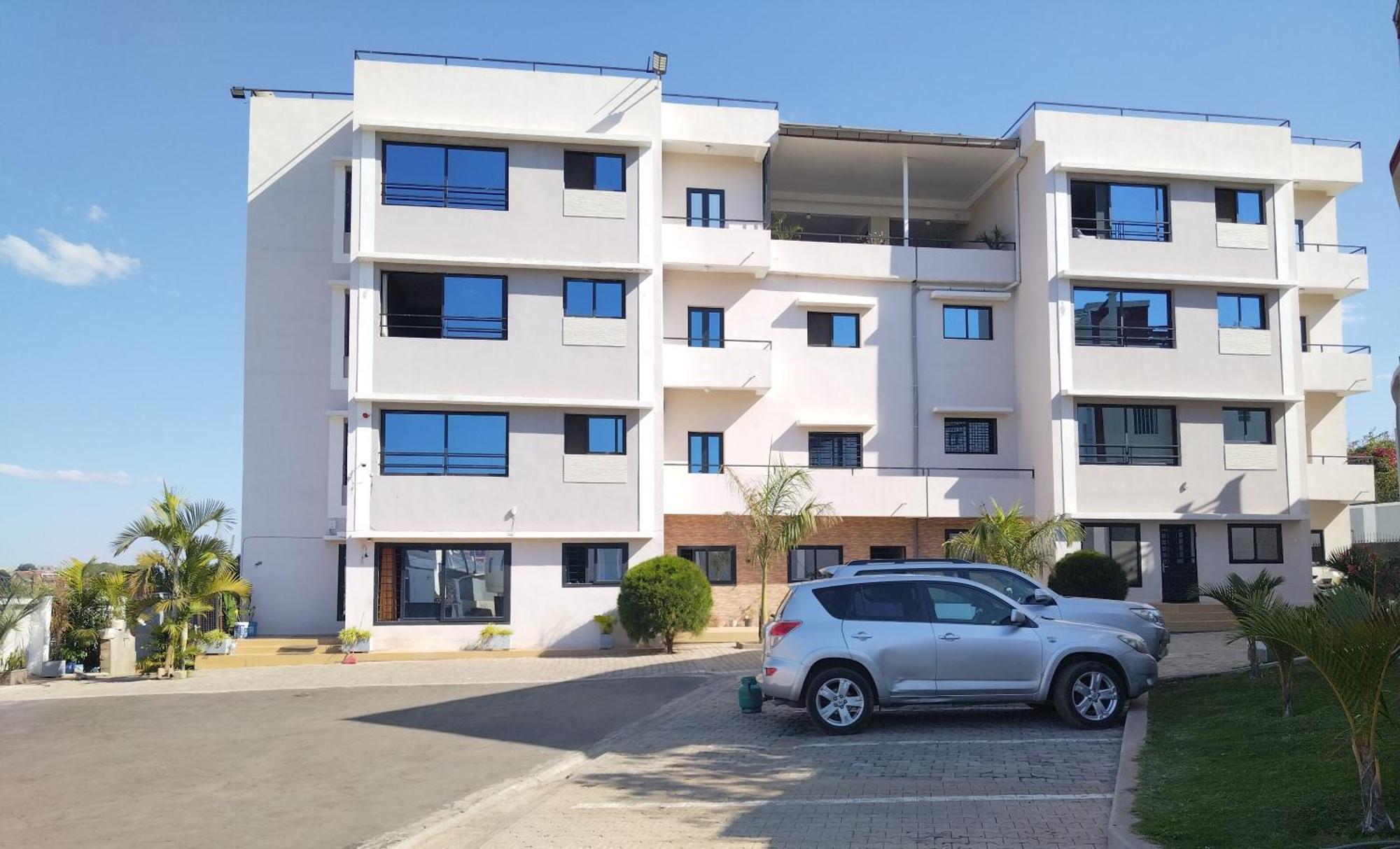 Milestone City Appartements - Avec Restaurant - Sans Coupure D'Electricite - Vues Imprenables Антананариву Екстериор снимка